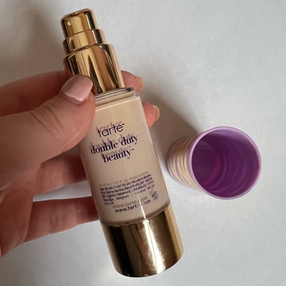 New! Tarte Face Tape Foundation - full coverage + vegan🌱 - Picture 4 of 9